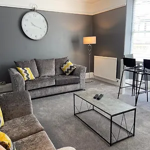 Bridge Street Apartment