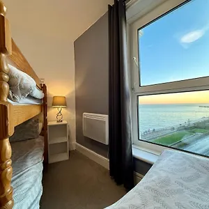 Oceana Apartment